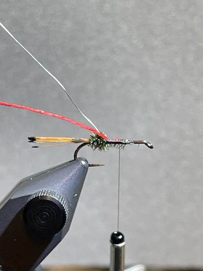 Tying Instructions - Step 4 - Royal Trude