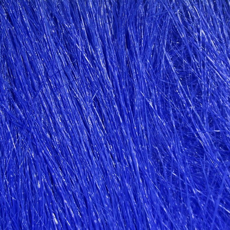 13713